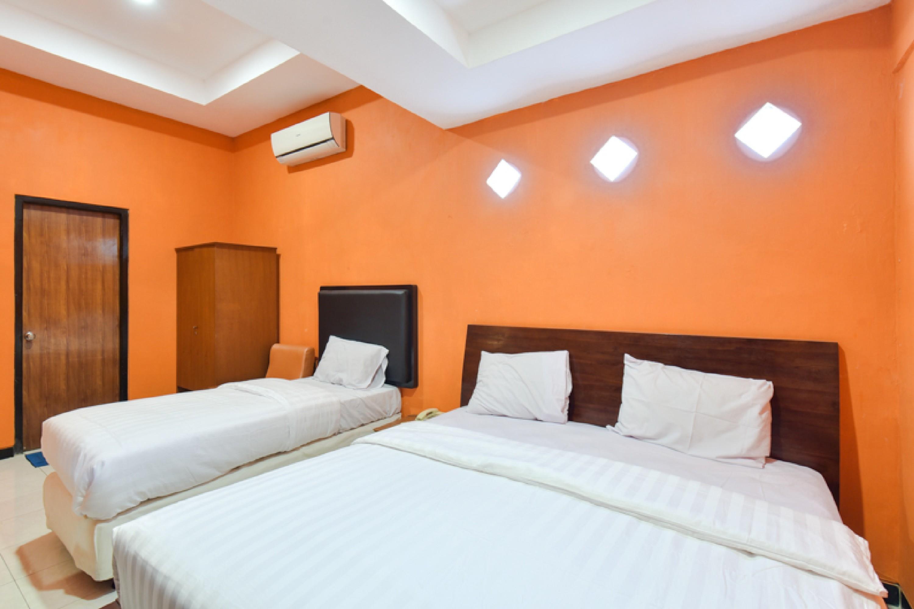 Sekar Ayu Hotel Malioboro Mitra Reddoorz Γιογκιακάρτα Εξωτερικό φωτογραφία