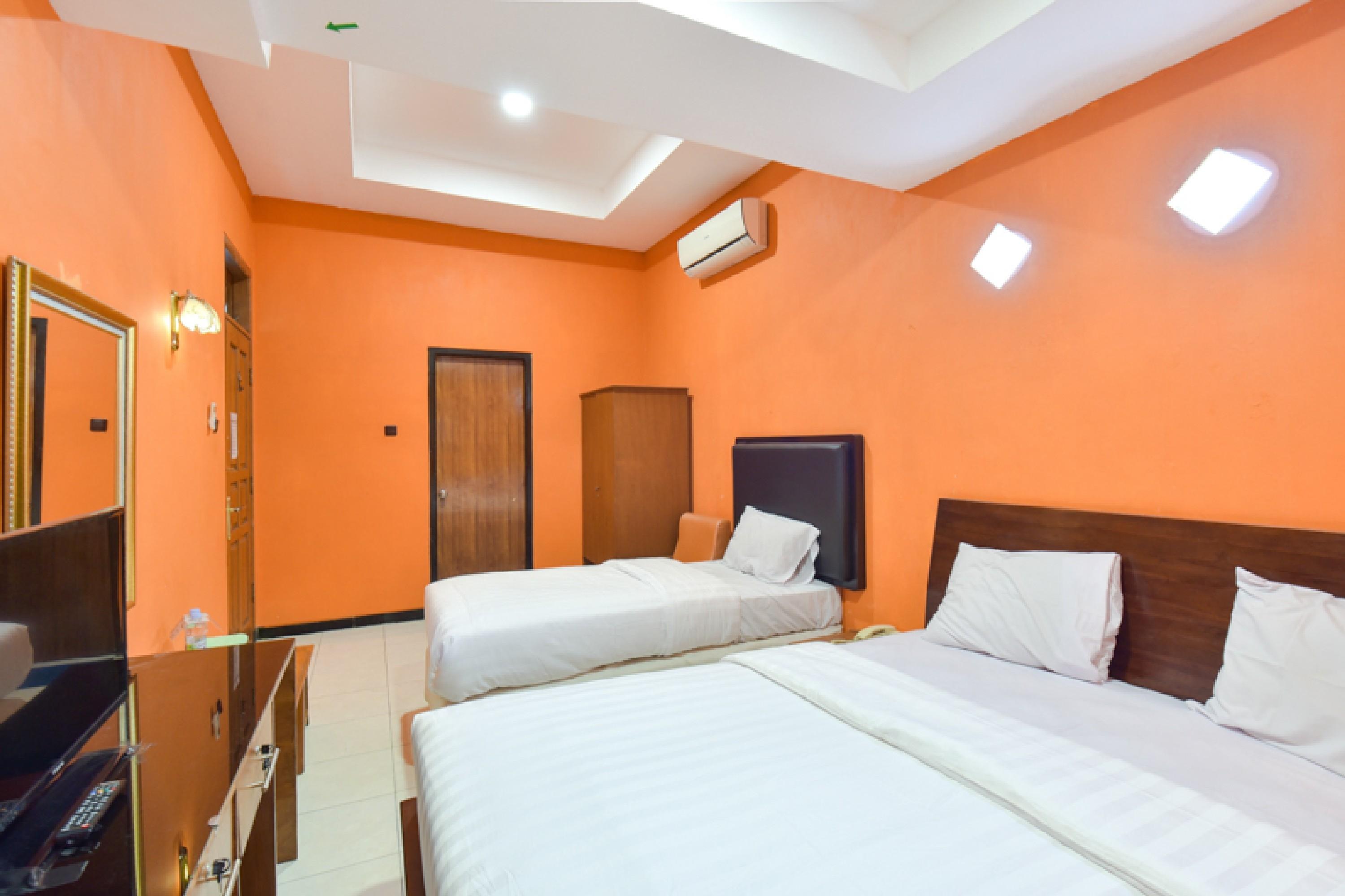 Sekar Ayu Hotel Malioboro Mitra Reddoorz Γιογκιακάρτα Εξωτερικό φωτογραφία